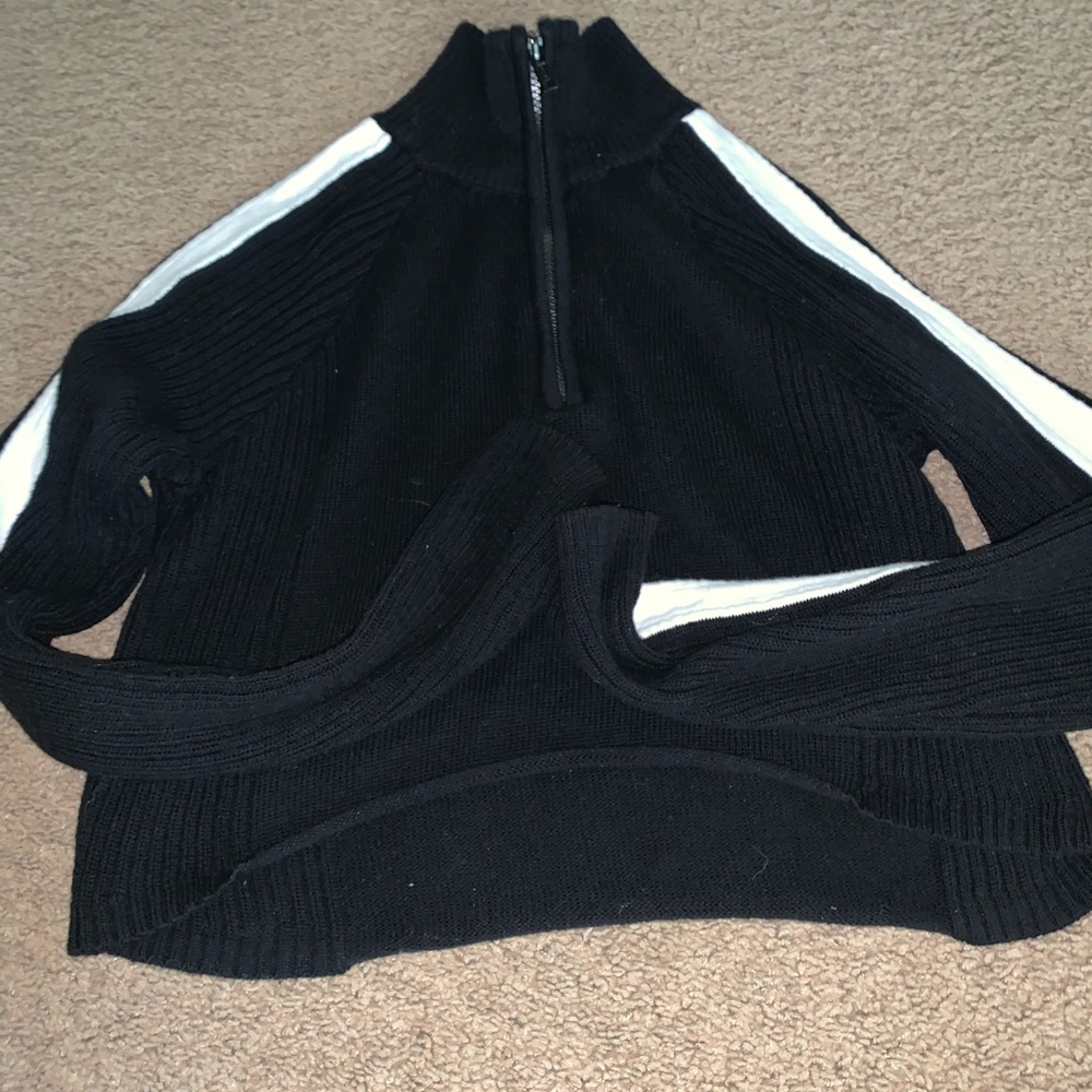 BRANDY MELVILE SWEATSHIRT